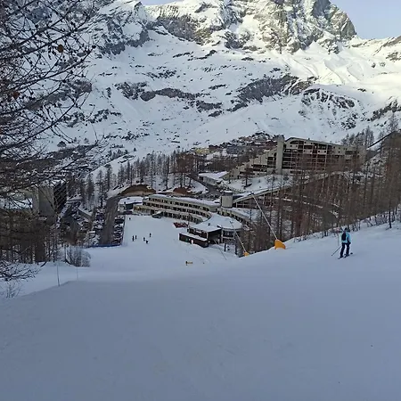 La Conifera Studio Cervinia - No Internet Connection アパート *