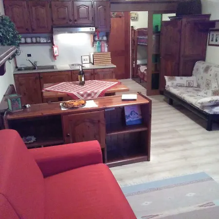 La Conifera Studio Cervinia - No Internet Connection Брей-Червиния