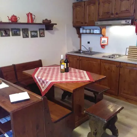 Апартаменты La Conifera Studio Cervinia - No Internet Connection Брей-Червиния